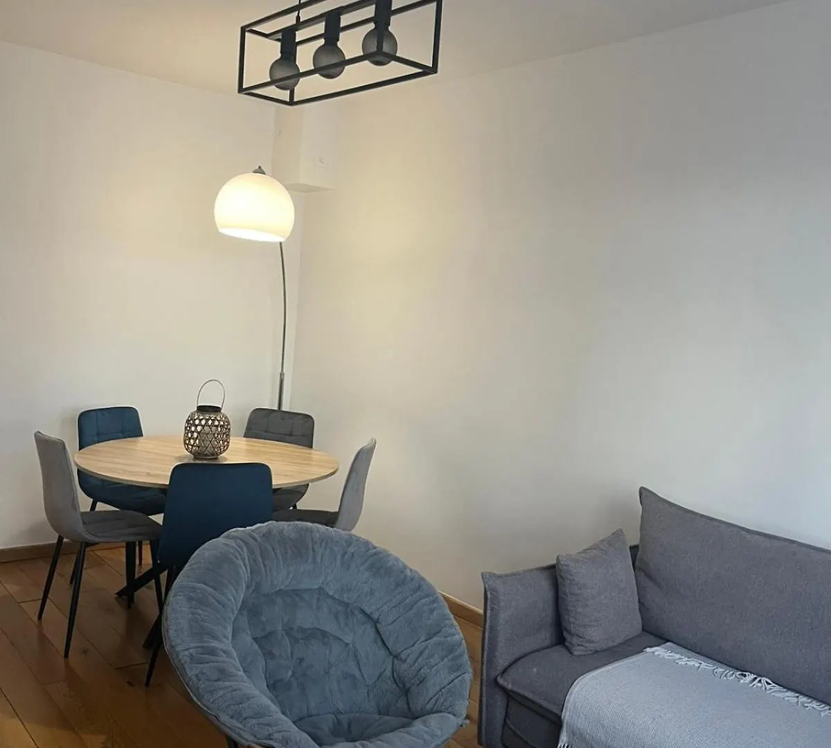 Apartment 3 Pieces